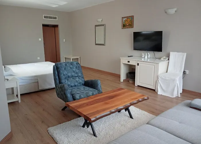 Alekta Hotel
